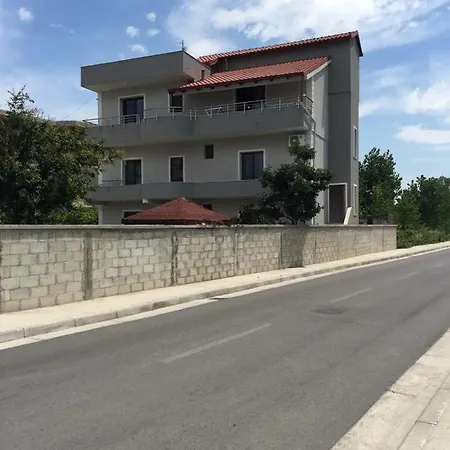 Guest house Hoxha 2